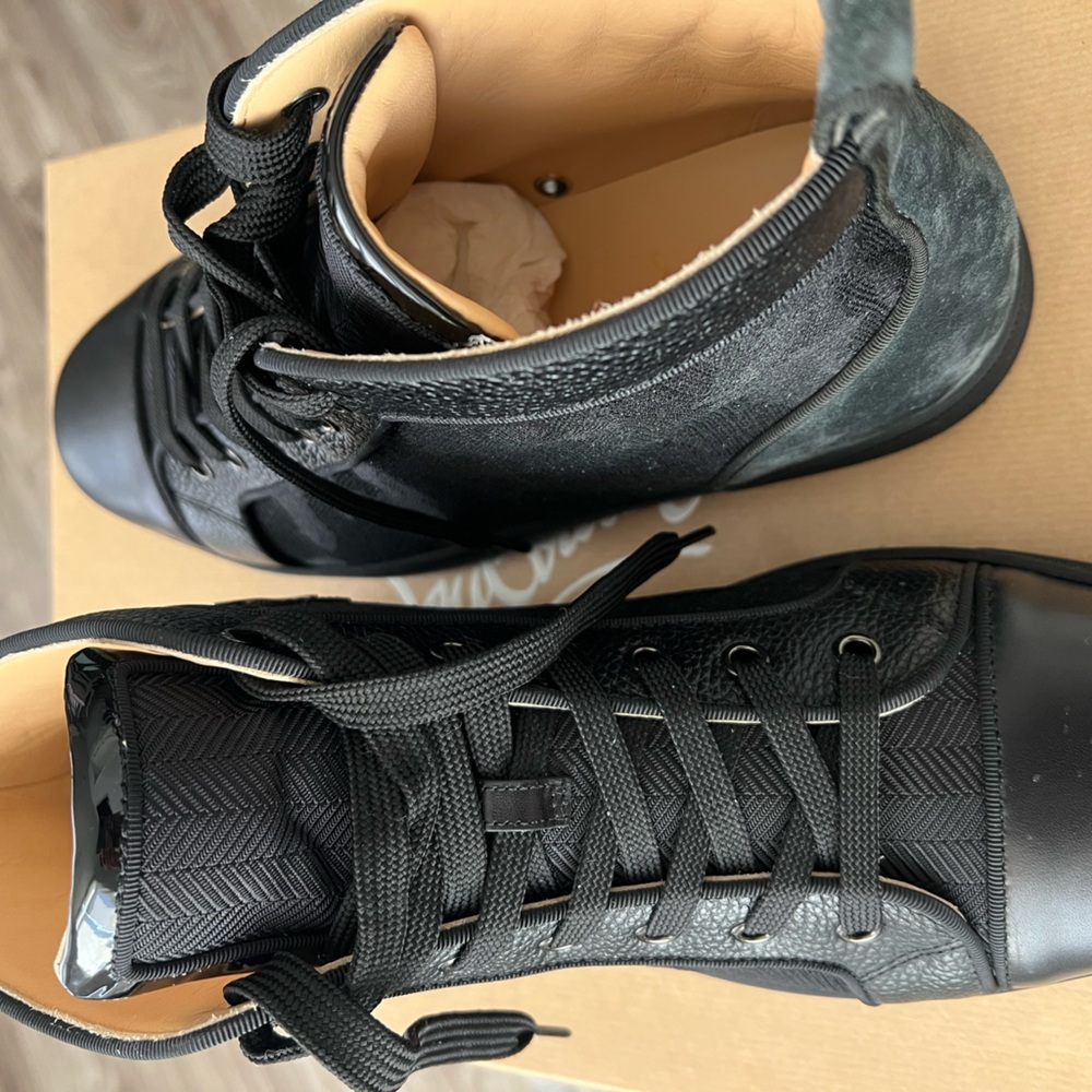 Christian Louboutin Louis orlato flat